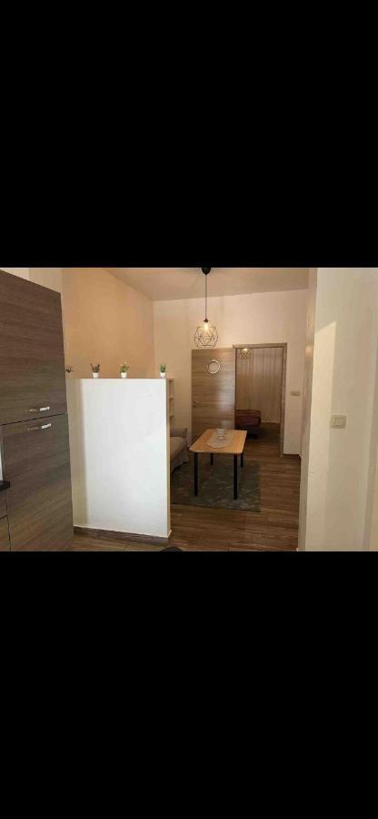 Sans Souci 1 Appartement Brussel Buitenkant foto